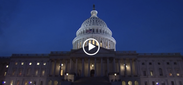 El Futuro Incierto de SNAP y Medicaid: Un debate que continúa ante discurso presidencial The U.S. Capitol with a play button overlaid